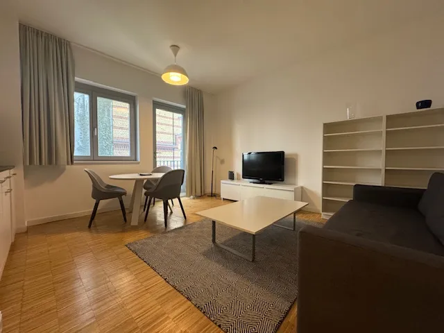 Hochwertige, ruhige und zentral gelegene Wohnung mit Balkon — photo 1